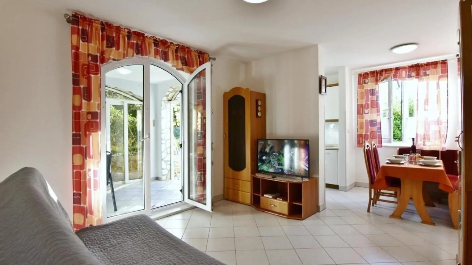 Wohnung In Zambratija Mit Gemeinsamem Grill Zambratija (Istria)